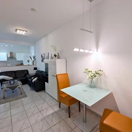 Appartement Schicke 2-Zimmer-Ferienwohnung Im Kurviertel 504